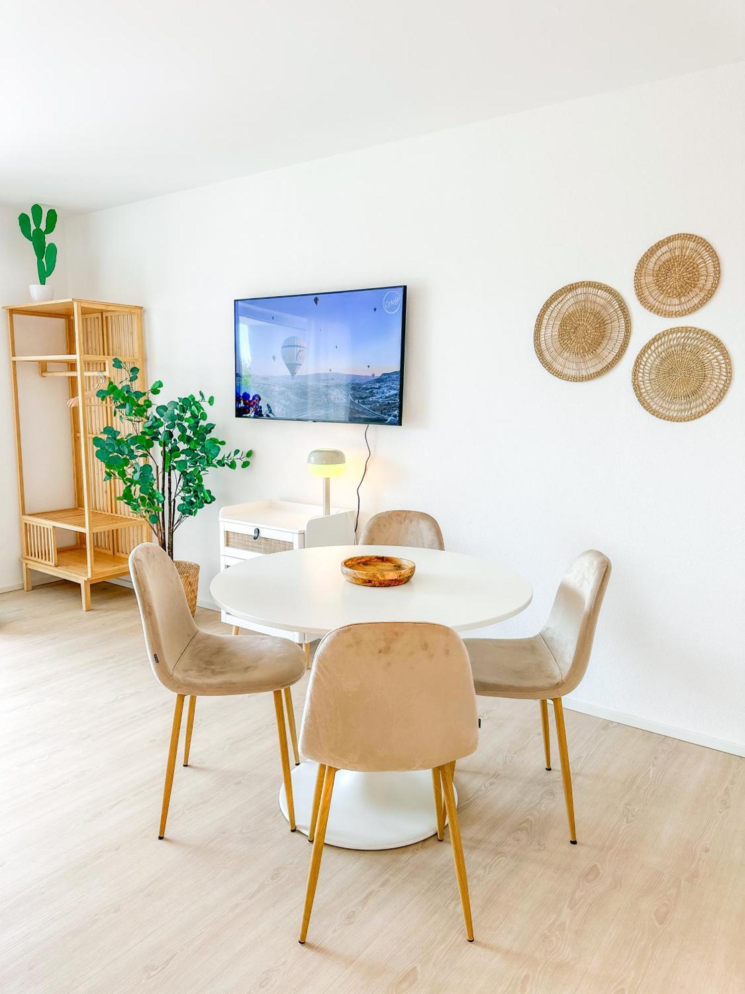 Thesunset Club - Studio II - Kueche - Balkon - Parken Memmingen Extérieur photo